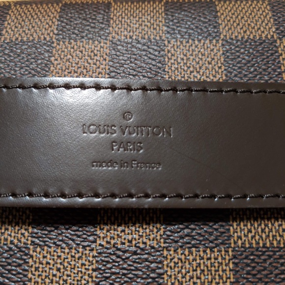 Brand New Louis Vuitton Messenger/Shoulder Bag - Picture 2 of 5